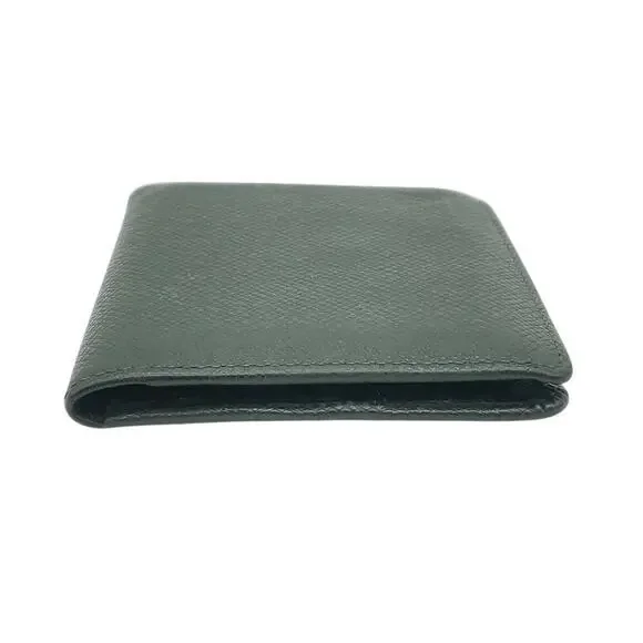 Louis Vuitton Taiga Green  3 Cult Card Wallet W/ Dust Bag - Picture 10 of 16